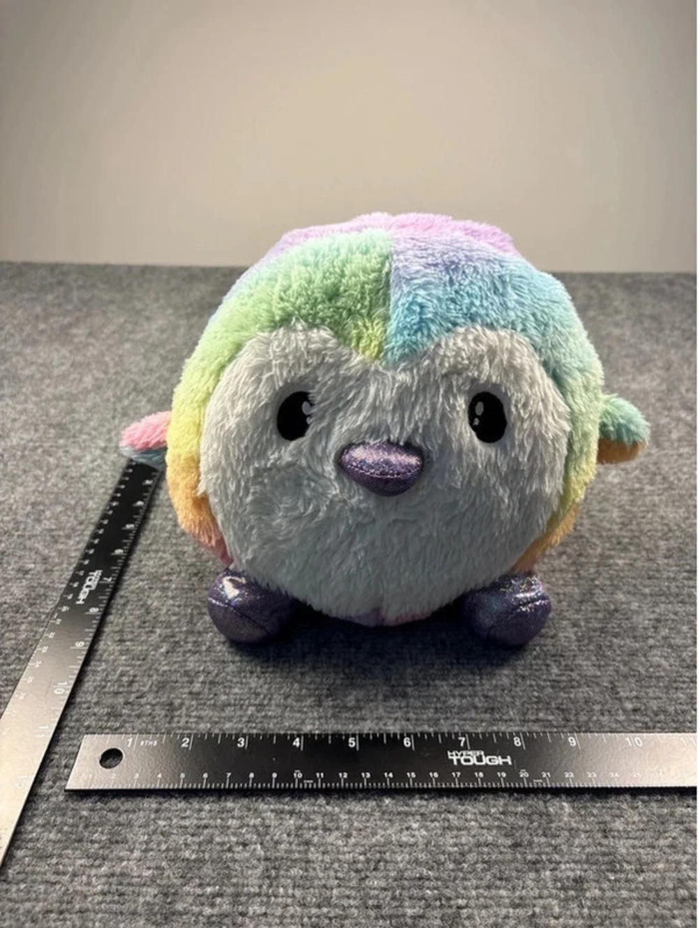 5555g Plush Rainbow Penguin